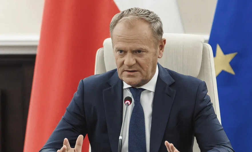 Kriza u Poljskoj: Sukob vlasti i Ustavnog suda, Nawrocki prekinuo posjetu Senegalu