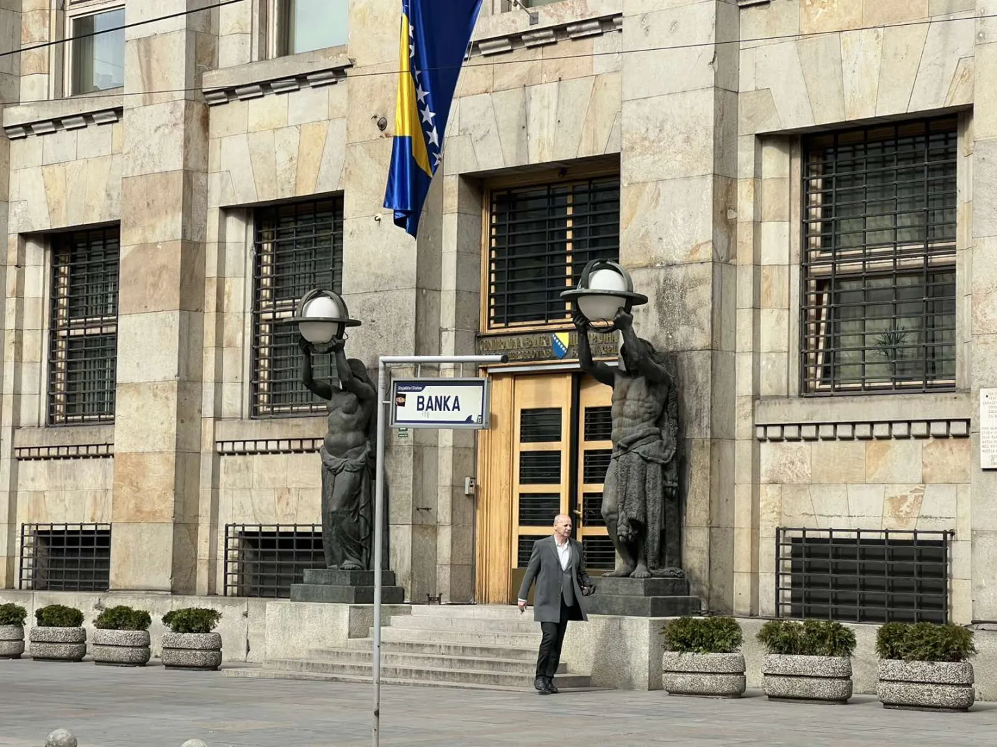 Centralna banka BiH: Krediti u avgustu porasli za 128 miliona KM