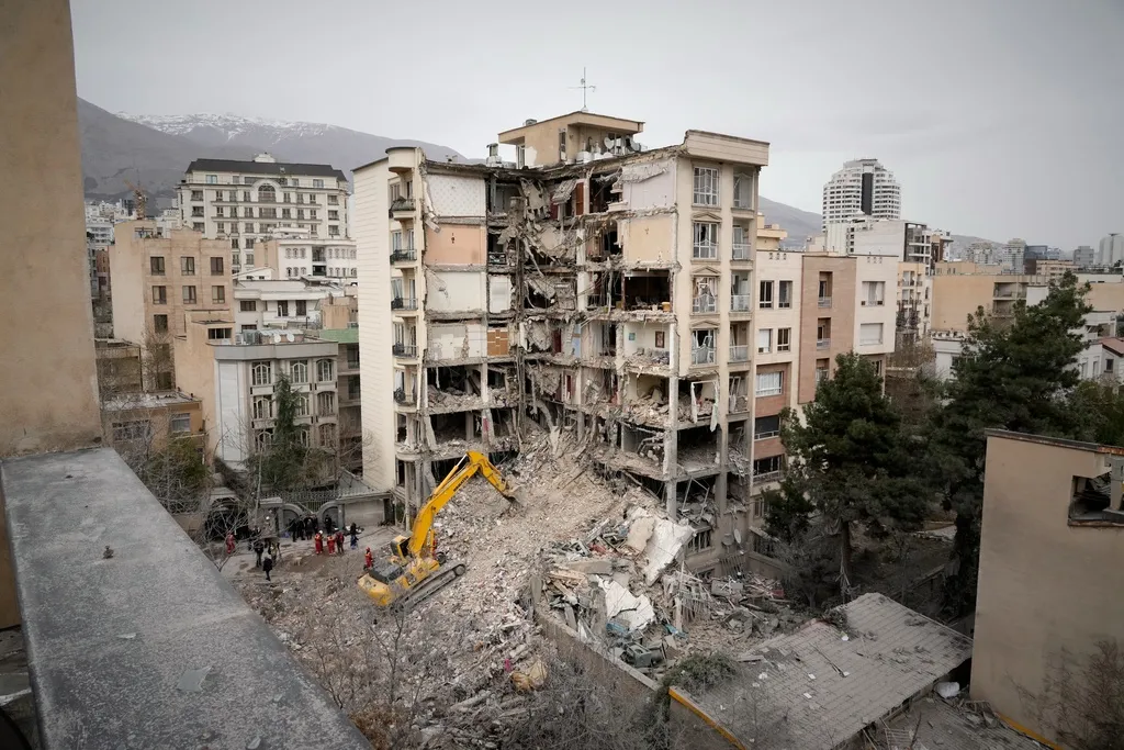NYT: SAD pripremaju opcije za nove napade na Iran 