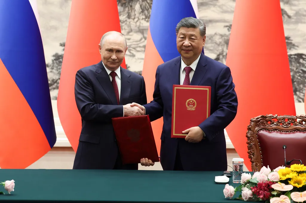 Putin i Xi Jinping sastaju se na samitu APEK-a, neizvjestan trilateralni susret s Trumpom