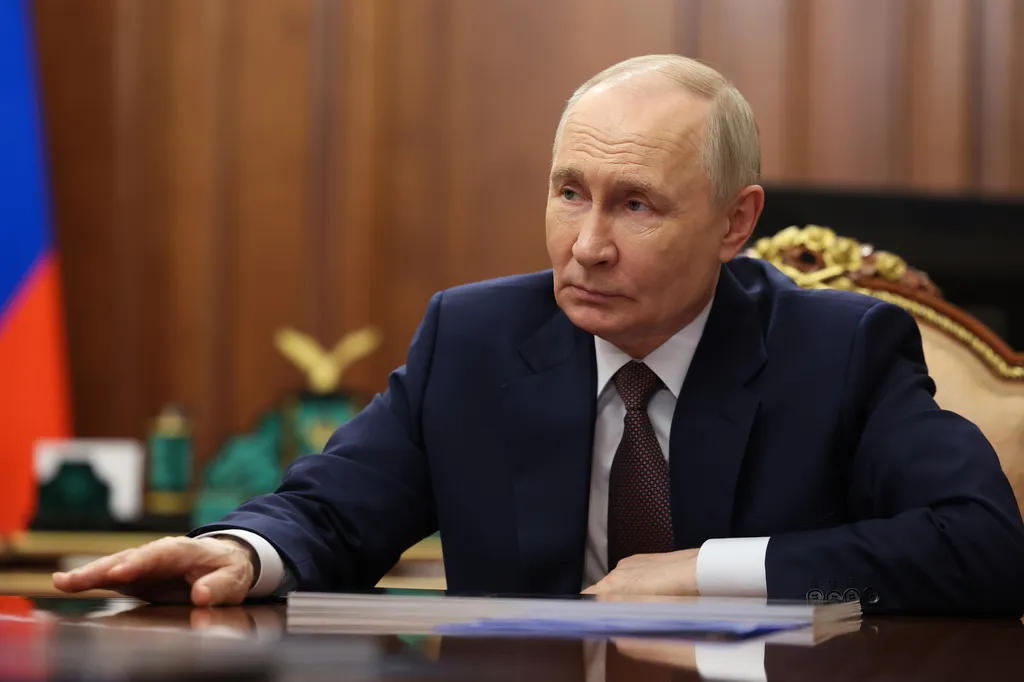 Putin odobrio rekonstrukciju ruske vlade koju je predložio premijer Mišustin
