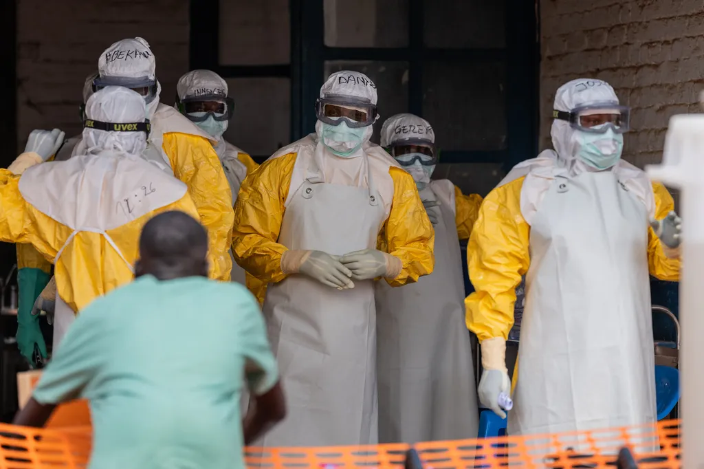 Ebola se širi Kongom: Više od 10.000 zaraženih, gotovo polovina preminula